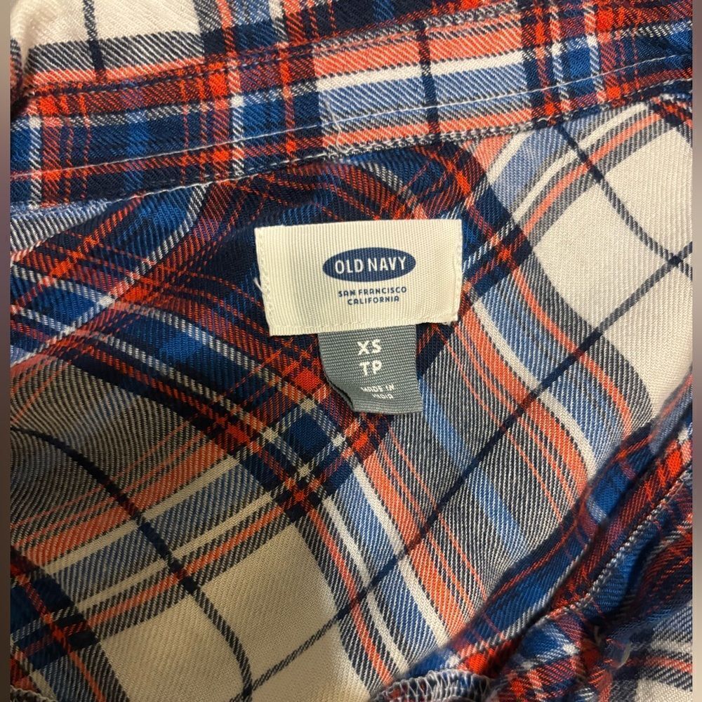 Old navy flannel - Picture 3 of 3